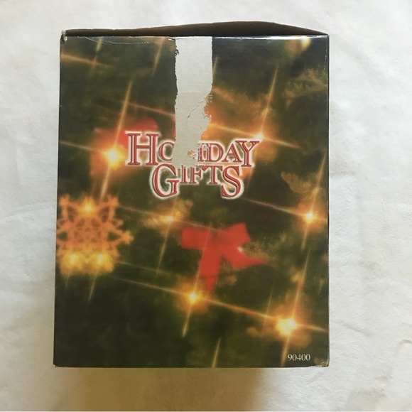 Young’s Large Holiday Gifts Christmas Bear - Picture 4 of 16